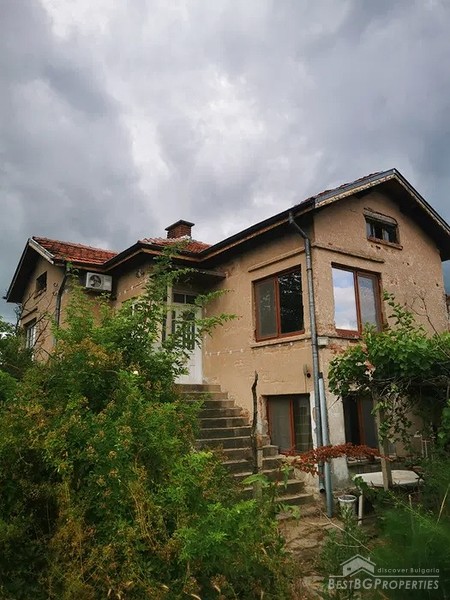 Partially renovated house for sale near Stara Zagora