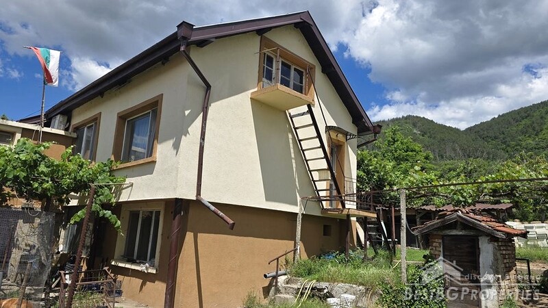Perfect house for sale in the town of Maglizh