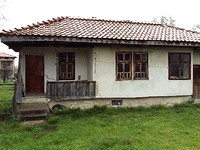 Houses in Apriltsi