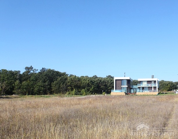 Regulated plot of land for sale near Albena