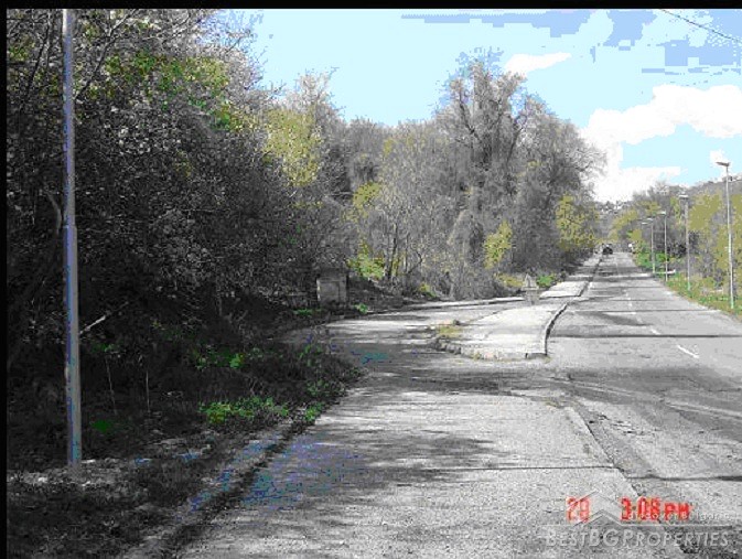 Regulated plot of land for sale near the sea