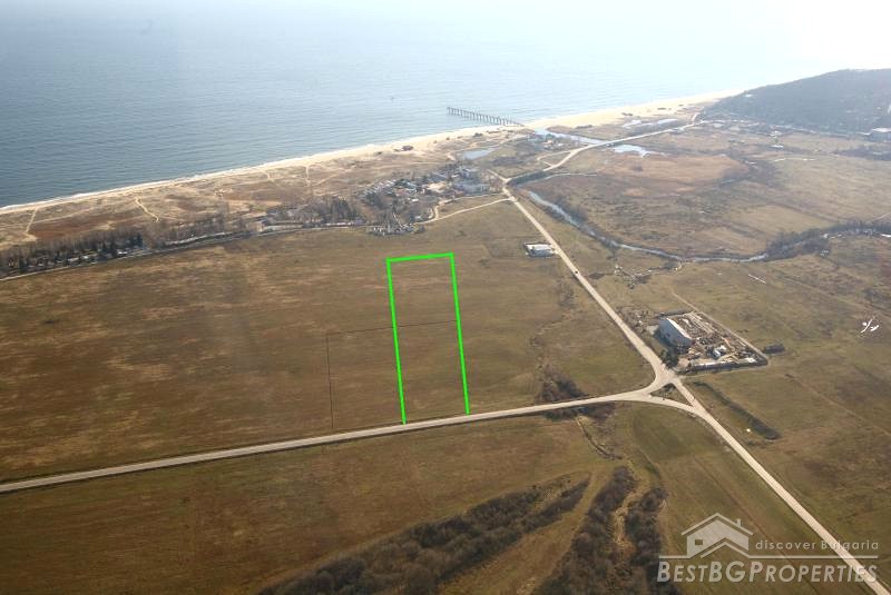 Regulated plot of land for sale near the sea