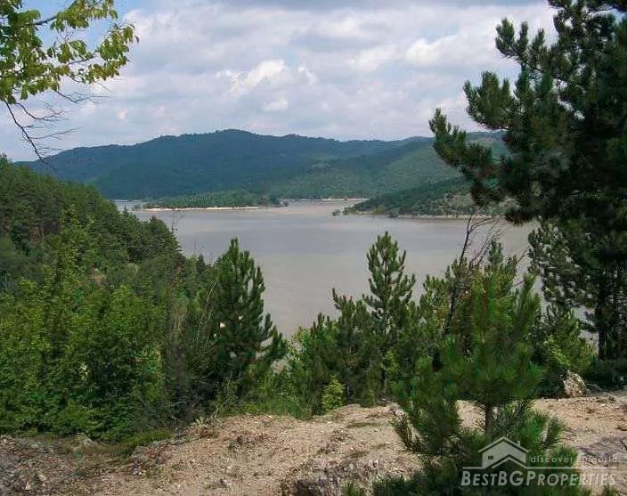 Regulated plot of land located 300 meters from the lake Topolnitsa
