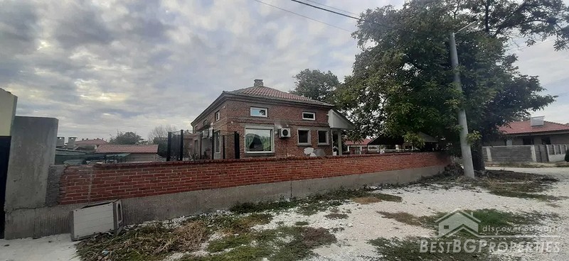 Renovated house for sale in close vicinity to Plovdiv
