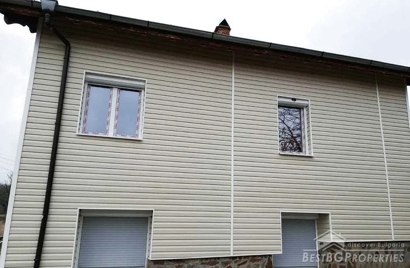 Renovated house for sale in the town of Dragoman