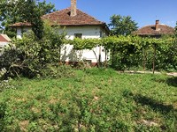 Rural house for sale by Danube River