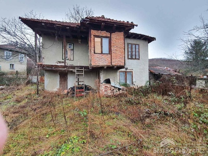Rural house for sale close to Botevgrad