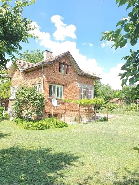 Rural house for sale near Byala Slatina