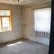Rural house for sale near the town of Popovo