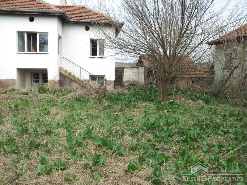 Rural property for sale close to Montana