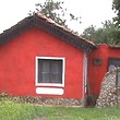 Small house for sale close to Pernik