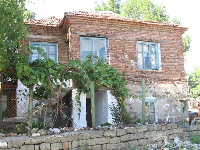 Solid House For Sale Near Yambol