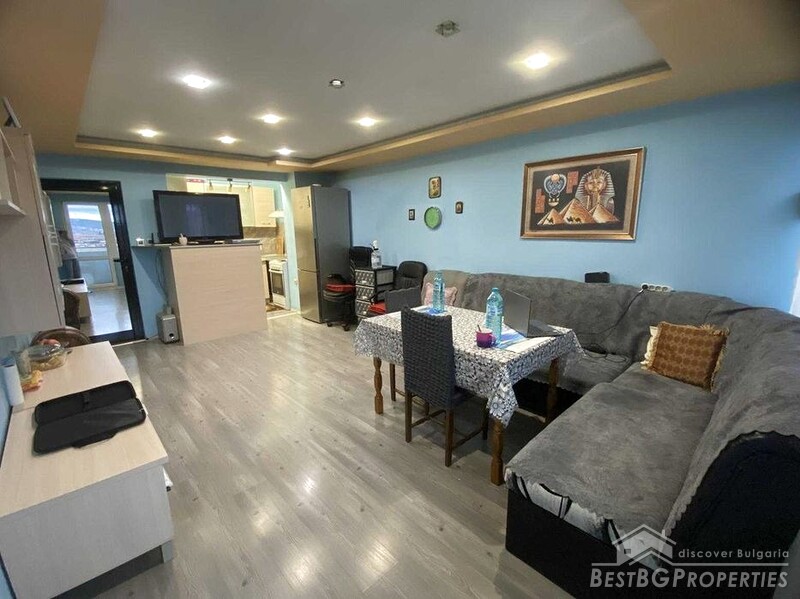 Spacious apartment with sea view for sale in Varna