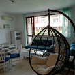Stylishly furnished one bedroom apartment only 80m from the beach