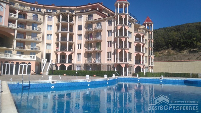 Two apartments for sale in Elenite