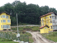 Two houses for sale near Pernik