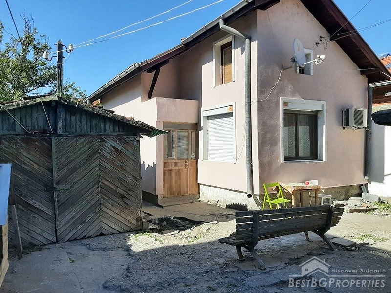 Two houses on a shared plot of land for sale in Vidin