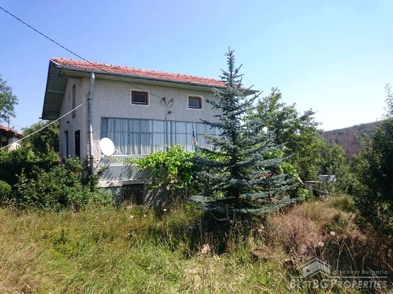 Two houses on a shared plot of land near Radomir