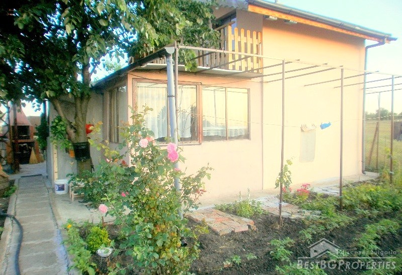 Yard for sale with a bungalow near the sea