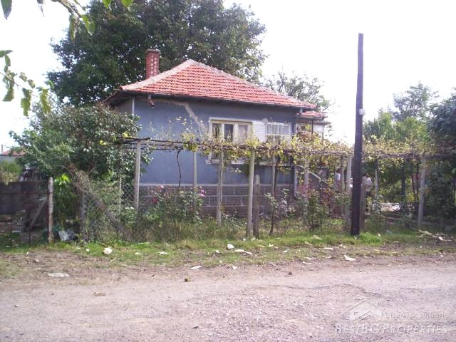 Cozy 1-storey house for sale near Yambol