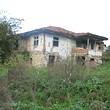 Old house for sale near Sredets
