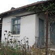 Small house for sale near Sredets