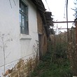 Small house for sale near Sredets