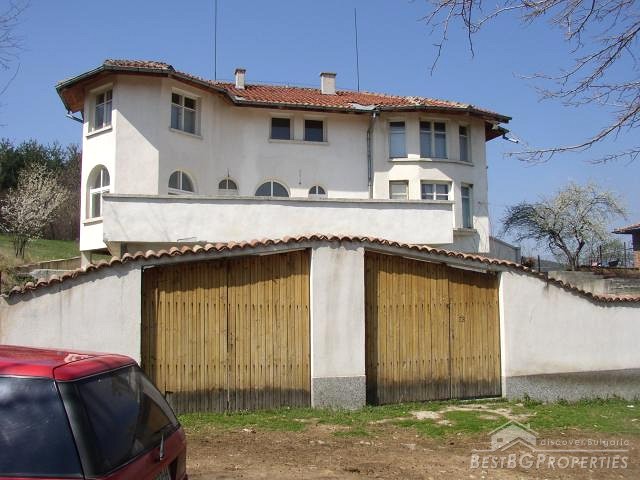 Huge house for sale near Pazardzhik