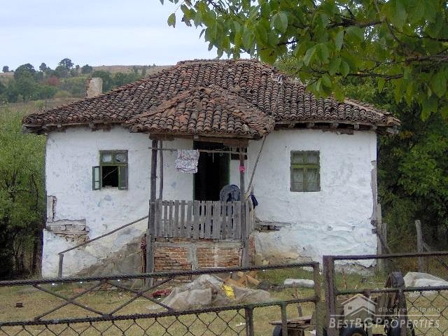 Cheap old property not far from sea