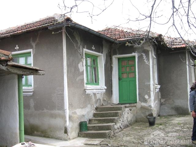 Cheap house for sale near Elhovo