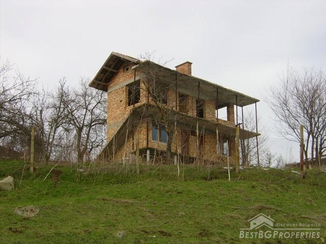 Unfinished villa for sale near Sredets