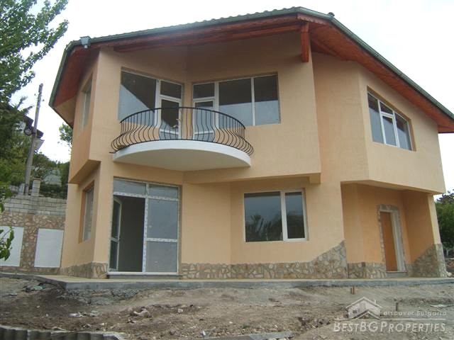 Newly Built Villa By The Sea