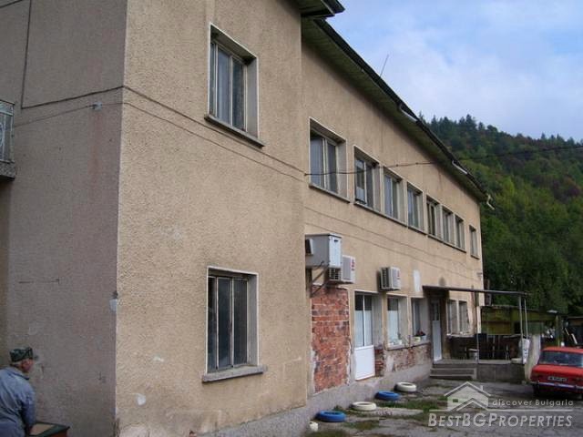 One Floor Of A Building For Sale In A Town Near Ski Resort!!!