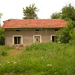 Single storey house with spacious garden