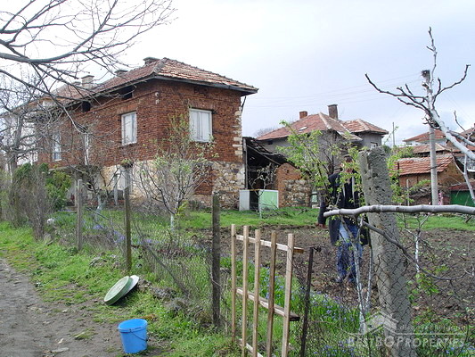 property in the valley of River Struma