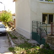 Two storey house with 500 sq m garden