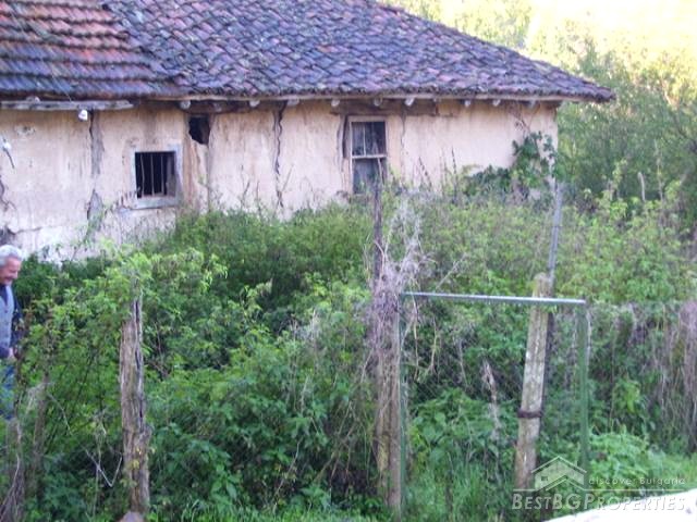 Ruined House Near A Ski Resort!!!