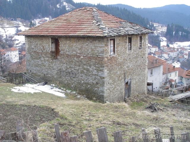 Rural stone house for sale near Pamporovo