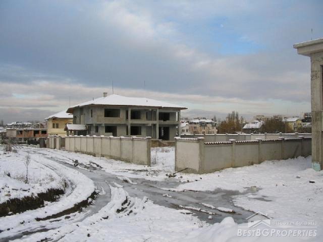 Spacious house in mountain for sale