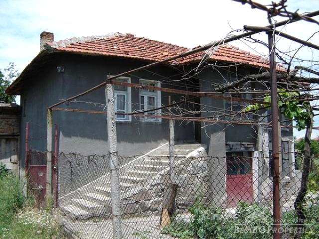 Spacious House Very Close To The Seaside