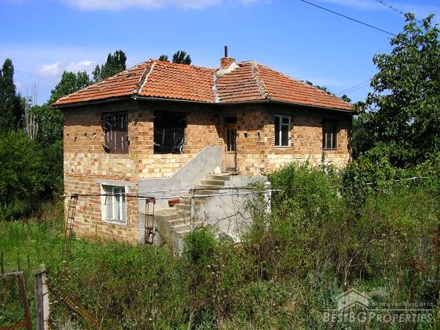 Two-storey unfinished house near Elhovo