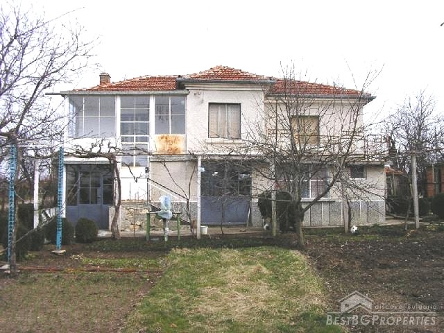 Spacious house for sale near Elhovo