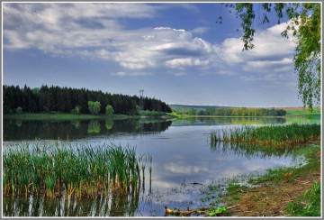 Kavatsite lake near Popovo